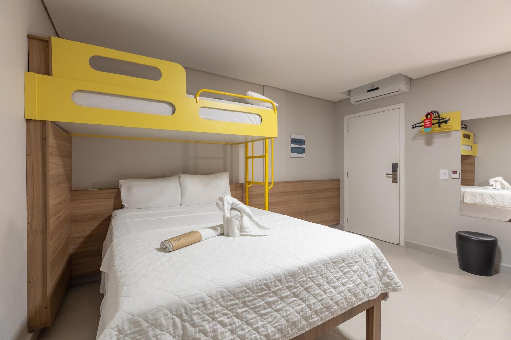 ホテル Taroba Express フォス・ド・イグアス 部屋 写真